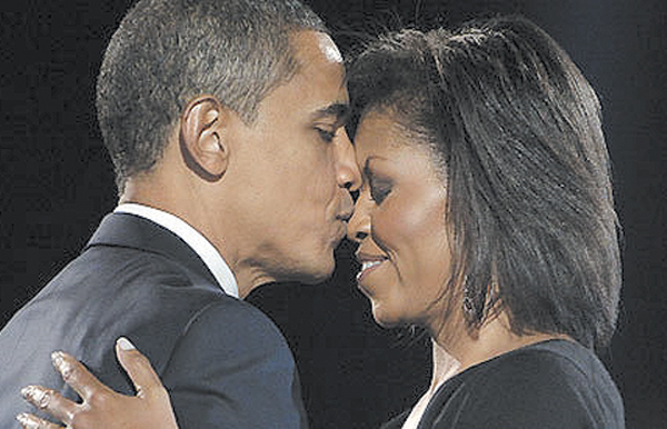 kiss_of_the_famous-4.jpg