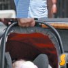 Първата папарашка снимка на сина на Кристиано Роналдо