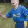 Най-старият футболен треньор в света Ивор Пауъл се отказа от спорта на 93-годишна възраст. Той влезе в Книгата на Гинес като най-стария футболен треньор през 2006 г. Той прави 68-годишния сър Алекс Фъргюсън да изглежда като обикновен начинаещ.