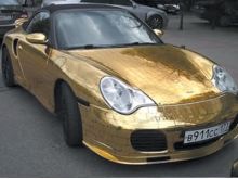 Златно Porsche